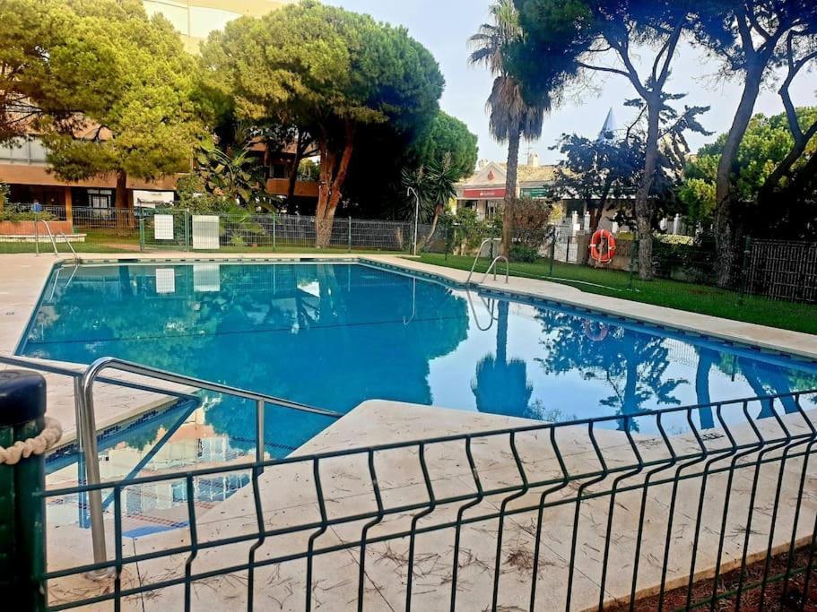 Precioso Estudio Con Piscina A 200M Del Mar Marbella Exterior foto